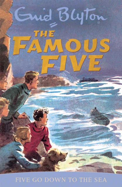 Famous Five Original: Five Go Down To The Sea (Book 12)